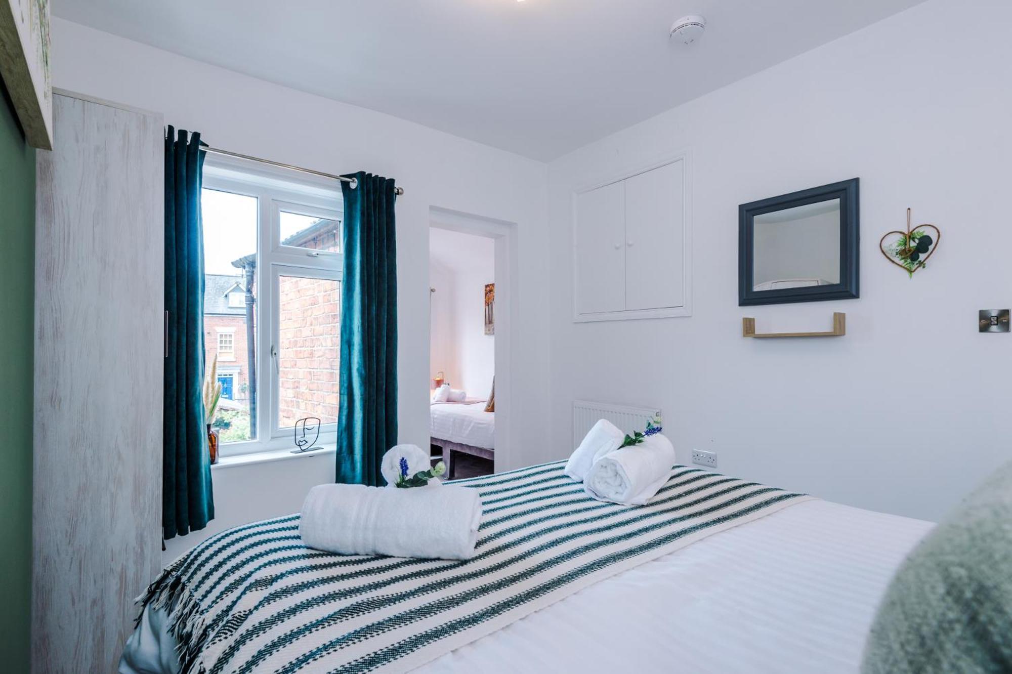 Spacious 3-Bed Home In Nantwich By 53 Degrees Property - Amazing Location, Ideal For Groups - Sleeps 6 Екстериор снимка