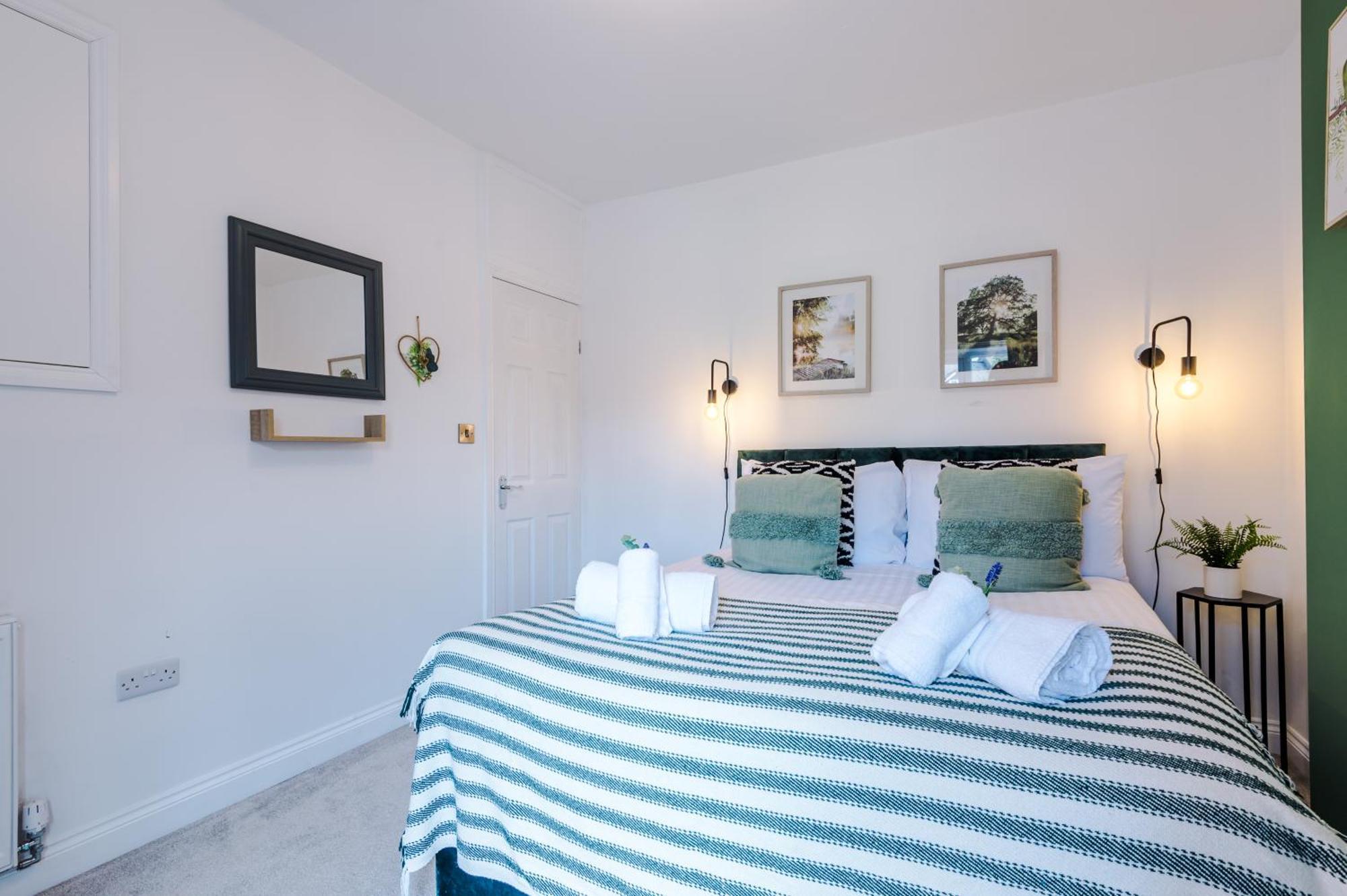 Spacious 3-Bed Home In Nantwich By 53 Degrees Property - Amazing Location, Ideal For Groups - Sleeps 6 Екстериор снимка